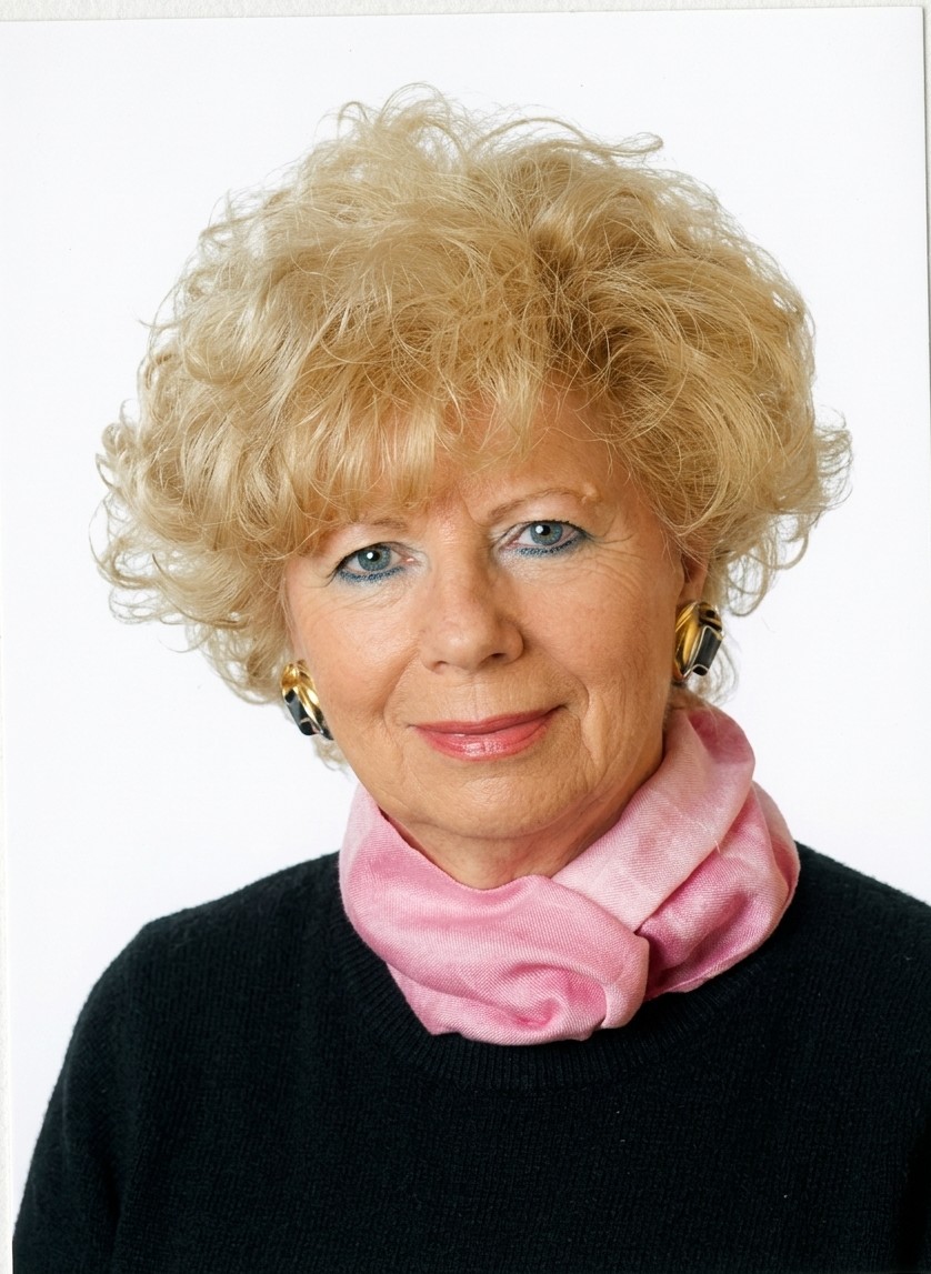 Angela Casoni